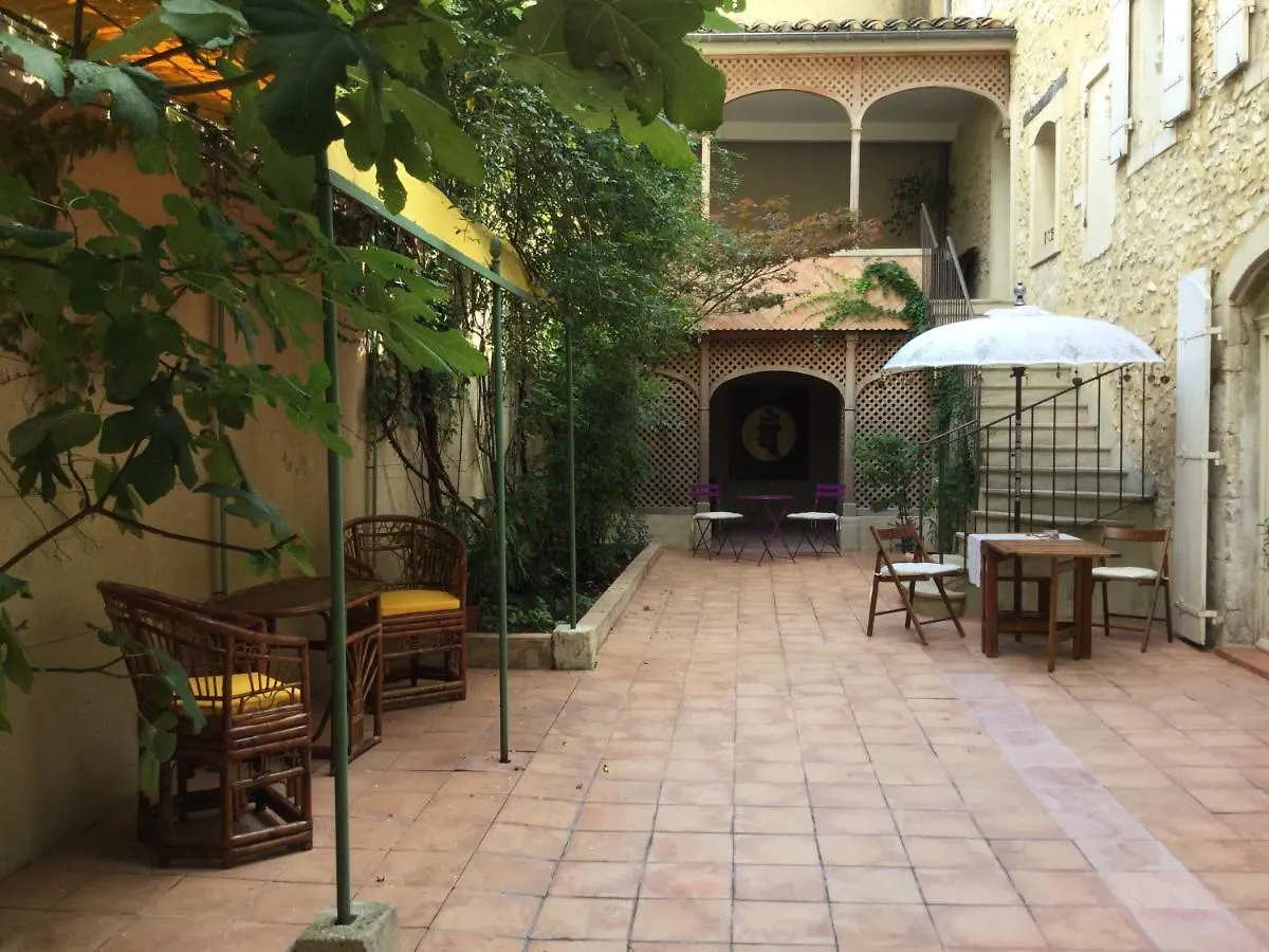 Bed & Breakfast Maison De Village Novissime Noves